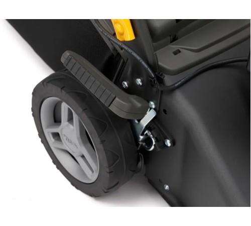 Газонокосилка бензиновая  Stiga COMBI 48 S