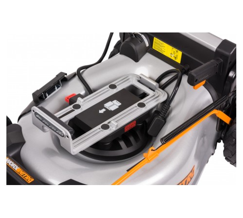Газонокосилка аккумуляторная    Worx WG761E