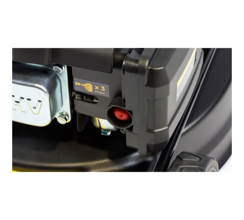 Газонокосилка бензиновая Champion LM4222