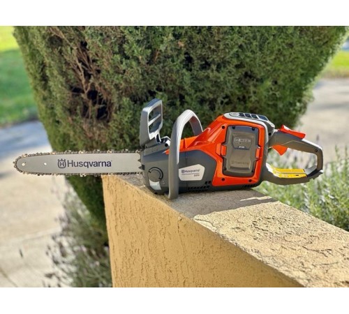 Пила аккумуляторная Husqvarna 225i (без АКБ и З/У)