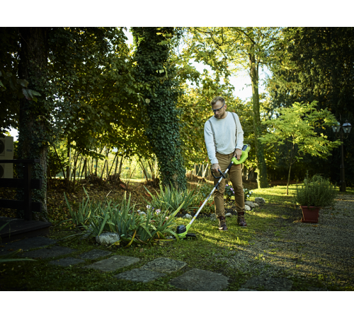 Триммер аккумуляторный Greenworks 40V GD40BC (1хАКБ 8Ач и ЗУ)