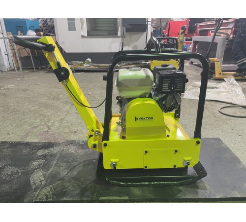 Виброплита реверсивная Vektor VPG-170HW