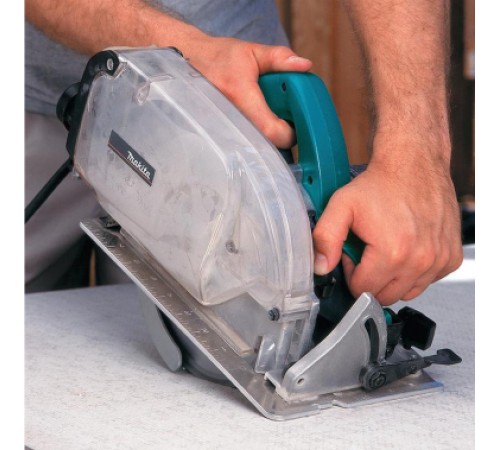 Дисковая пила Makita 5057KB