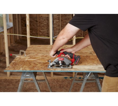Дисковая пила Milwaukee M12 FCS442-0X (Без АКБ и ЗУ)