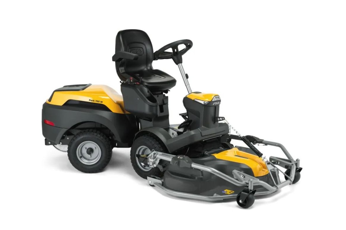  Park 700 W
