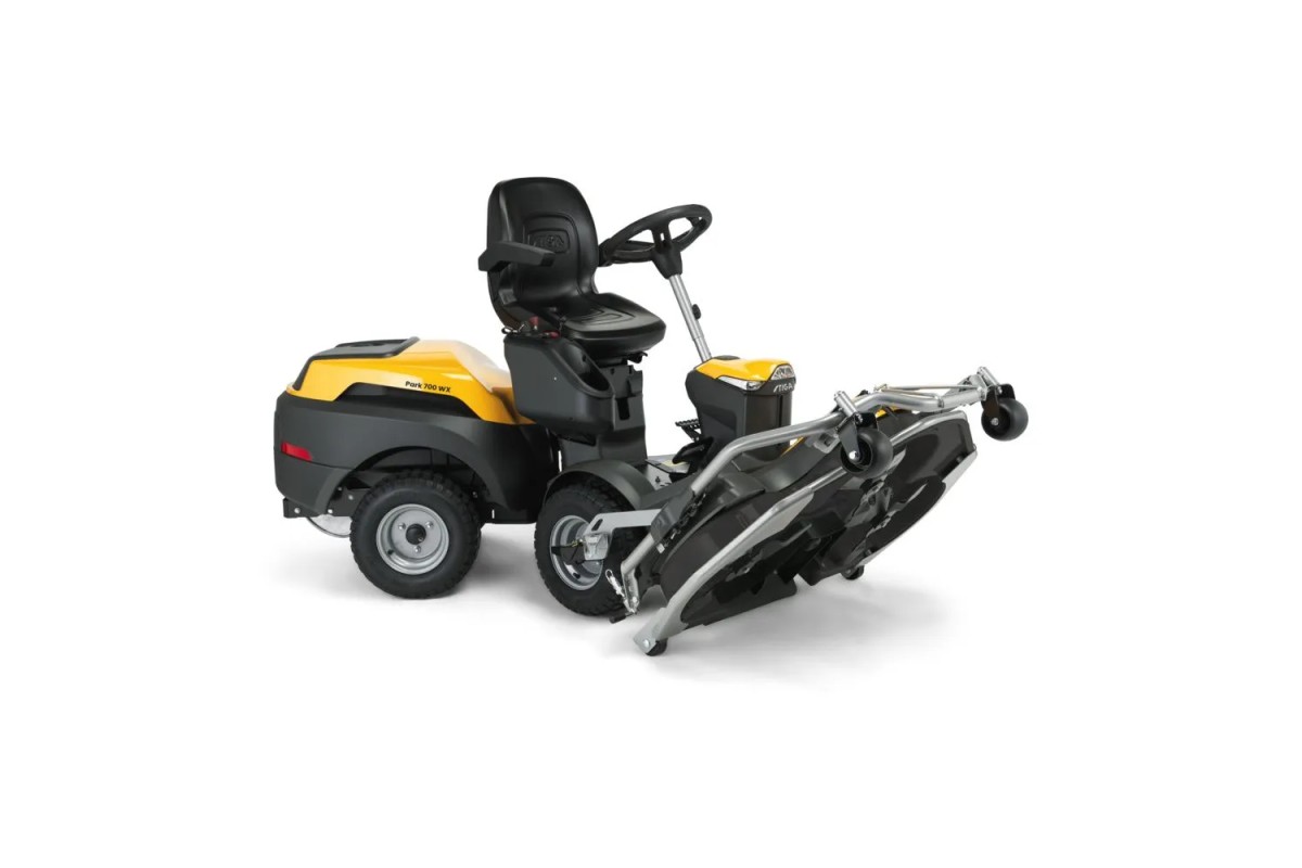  Park 700 W