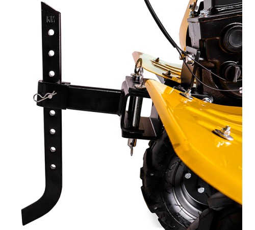 Мотоблок бензиновый Champion ВС8723