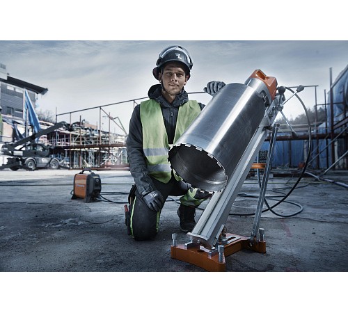 Машина бурильная Husqvarna DM700