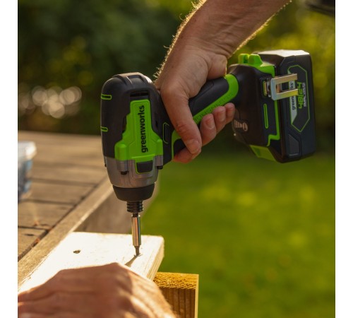 Винтоверт ударный аккумуляторный Greenworks 24V GD24ID3 (1 АКБx4Ач и ЗУ)