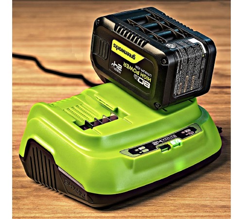 Ультрабыстрое двойное зарядное устройство  Greenworks 24V G24X2C8 8A