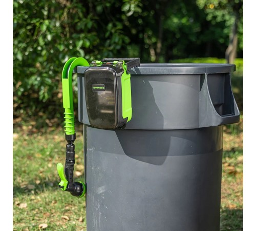 Насос аккумуляторный для полива из бочки Greenworks 24V G24SWP (1хАКБ 2Ач, ЗУ)