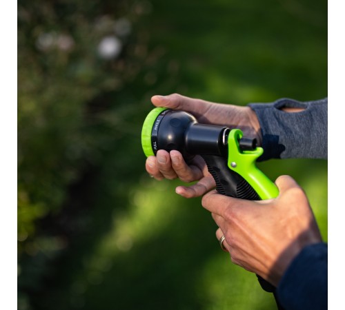 Насос аккумуляторный для полива из бочки Greenworks 24V G24SWP (1хАКБ 2Ач, ЗУ)