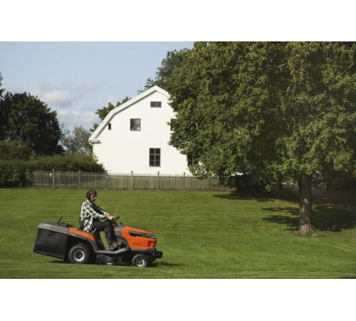 Садовый трактор Husqvarna TC 220T