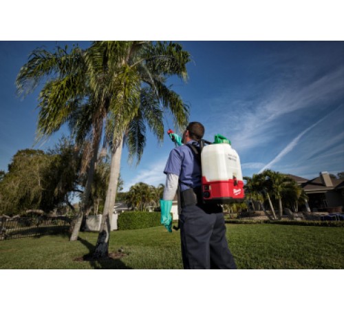 Опрыскиватель аккумуляторный Milwaukee Switch Tank M18BPFPCS-0 (Без АКБ и ЗУ)