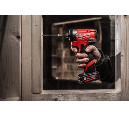 Винтоверт аккумуляторный Milwaukee M12 Fuel FID2-202X (2хАКБ и ЗУ)