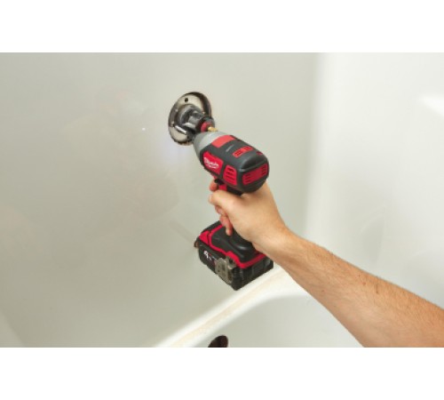 Винтоверт аккумуляторный Milwaukee M18 BID-402C (2хАКБ и ЗУ)