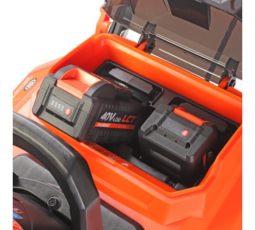 Снегоуборщик аккумуляторный Patriot PE 4542 LCT (2хАКБ и ЗУ)