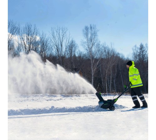 Снегоуборщик аккумуляторный Greenworks 82V 82SN22 б/щет (1хАКБ 8Ач и ЗУ) 56см