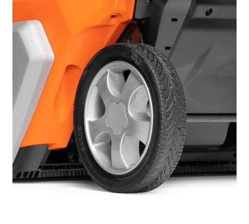 Снегоуборщик аккумуляторный  Daewoo Power DAST 6042Li SET (2хАКБ и ЗУ)