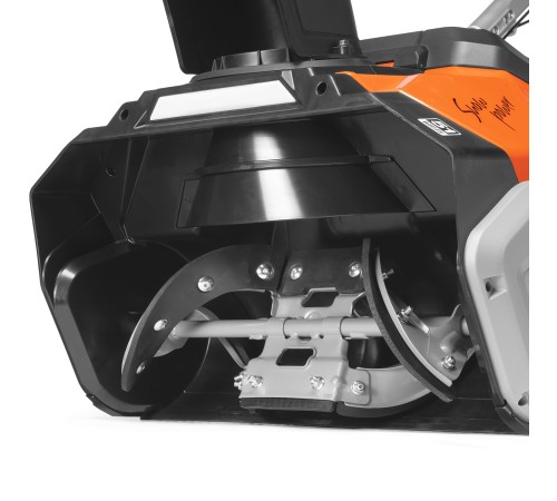 Снегоуборщик аккумуляторный  Daewoo Power DAST 6042Li SET (2хАКБ и ЗУ)