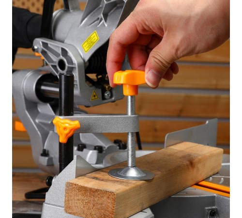 Торцовочная пила Deko DKMS2200-255