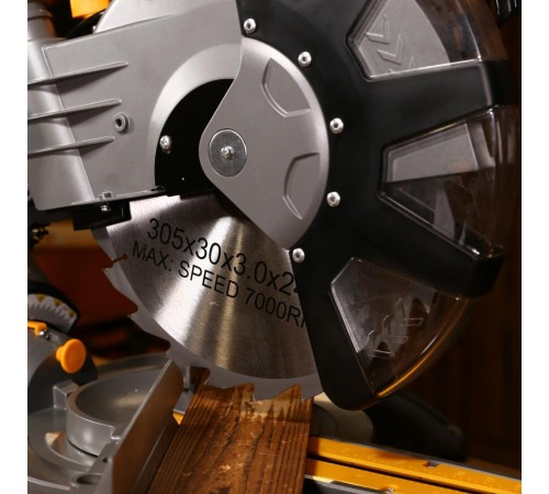 Торцовочная пила Deko DKMS2500-305