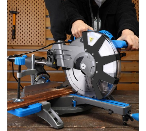 Торцовочная пила Deko DKMS2600W-305