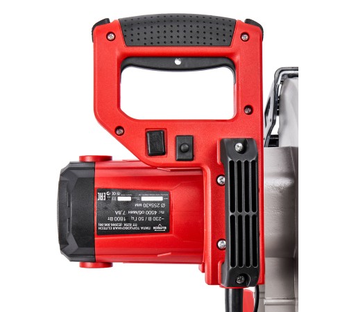 Торцовочная пила ELITECH ПТ 825К