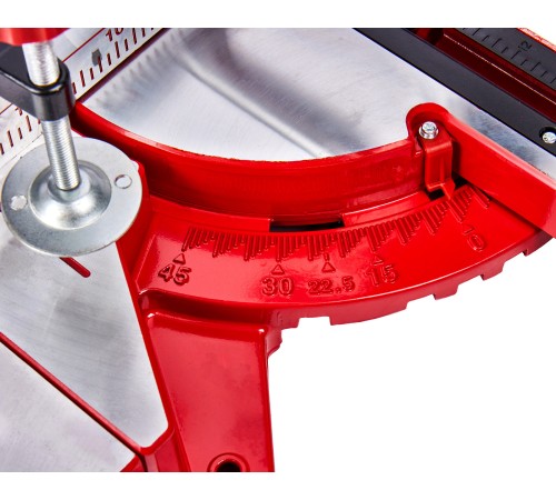 Торцовочная пила ELITECH ПТ 825К