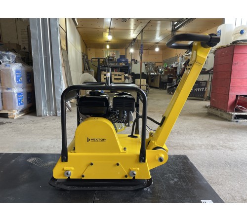 Виброплита реверсивная Vektor VPG-140A