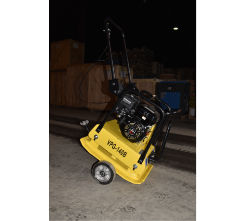 Виброплита Vektor VPG-140В