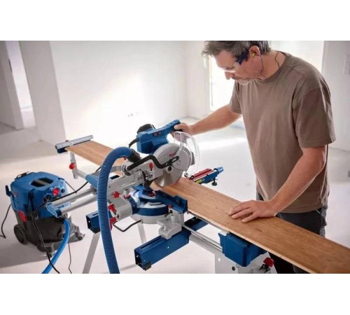 Торцовочная пила Bosch GCM 305-216 D