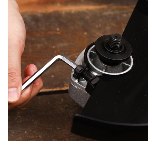 Угловая шлифмашина Deko AG2400DK