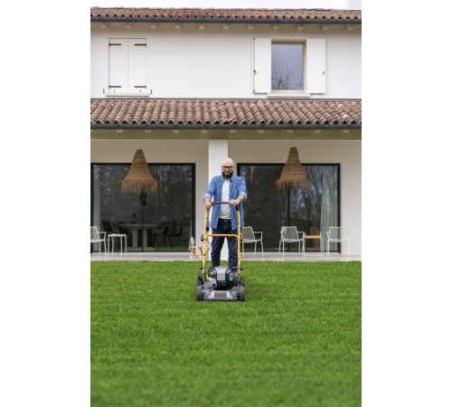 Газонокосилка бензиновая Stiga COMBI 53 SEQ B