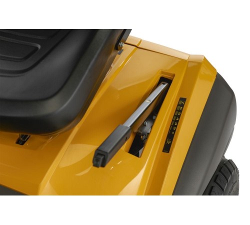 Садовый трактор Stiga Tornado 9121 W