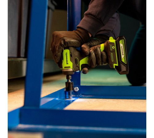 Винтоверт ударный аккумуляторный Greenworks 24V ID3170 (1хАКБ 2Ач и ЗУ)