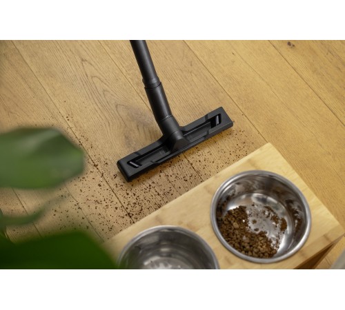 Моющий пылесос Karcher SE 4