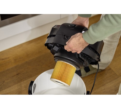 Моющий пылесос  Karcher SE 4 Plus