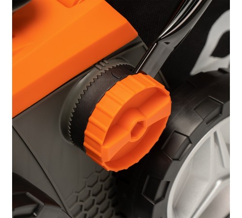 Аэратор-скарификатор аккумуляторный Daewoo Power DSC 3842Li SET (2хАКБ и ЗУ)