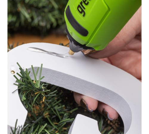 Пистолет клеевой аккумуляторный Greenworks 24V G24GLG (1хАКБ 2Ач и ЗУ)