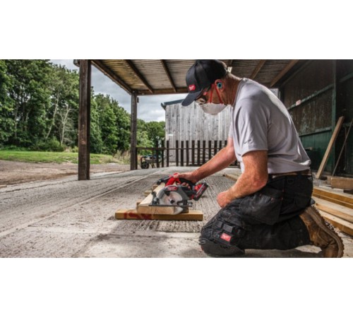 Дисковая пила аккумуляторная Milwaukee M18 FCS552-0X FUEL 4933493588 (Без АКБ и ЗУ)