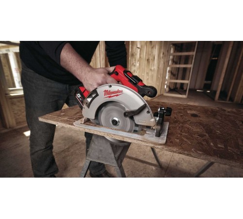 Дисковая пила аккумуляторная Milwaukee M18 BLCS66-0X 4933464589 (Без АКБ и ЗУ)