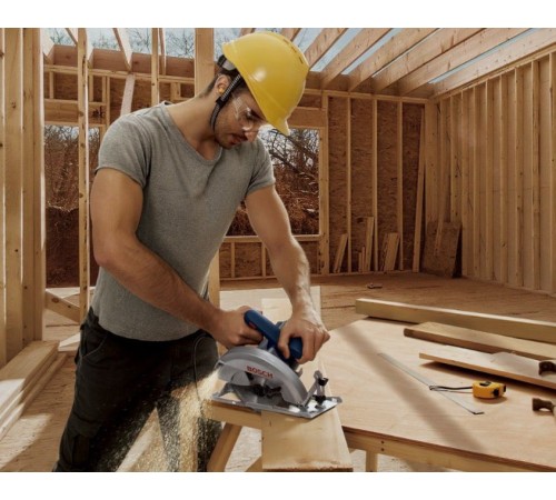 Дисковая пила  Bosch GKS 140