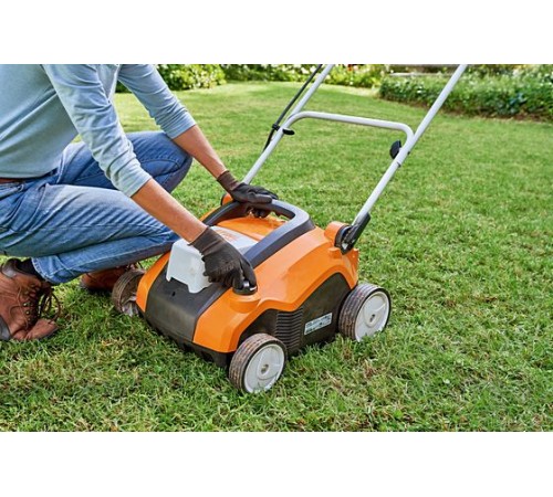Аэратор аккумуляторный  STIHL RLA 240 (Без АКБ и ЗУ)