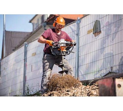 Мотобур бензиновый STIHL BT 131