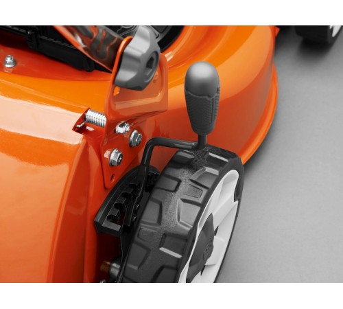 Колёсная газонокосилка Husqvarna LC 140S [967636801]