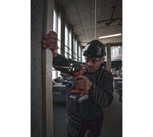 Дрель-шуруповерт AEG Powertools BSS 18OP-0 [4935451631]