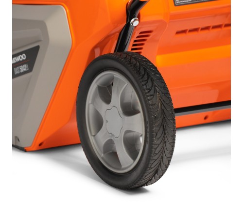Снегоуборщик аккумуляторный  Daewoo Power DAST 5142LI SET (2хАКБ и ЗУ)