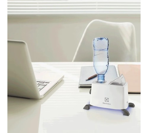 Увлажнитель воздуха  Electrolux EHU-4015 Travel