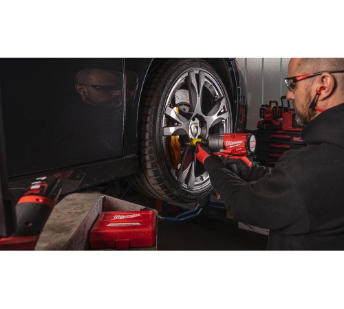 Гайковерт аккумуляторный Milwaukee M18 FUEL ONEFHIWF12-0X ONE-KEY (Без АКБ и ЗУ)